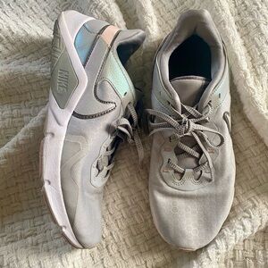 Nike Women's Gray Sneakers